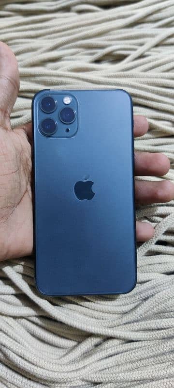 iphone 11 pro 1