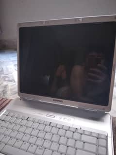 Compaq Presario M2000