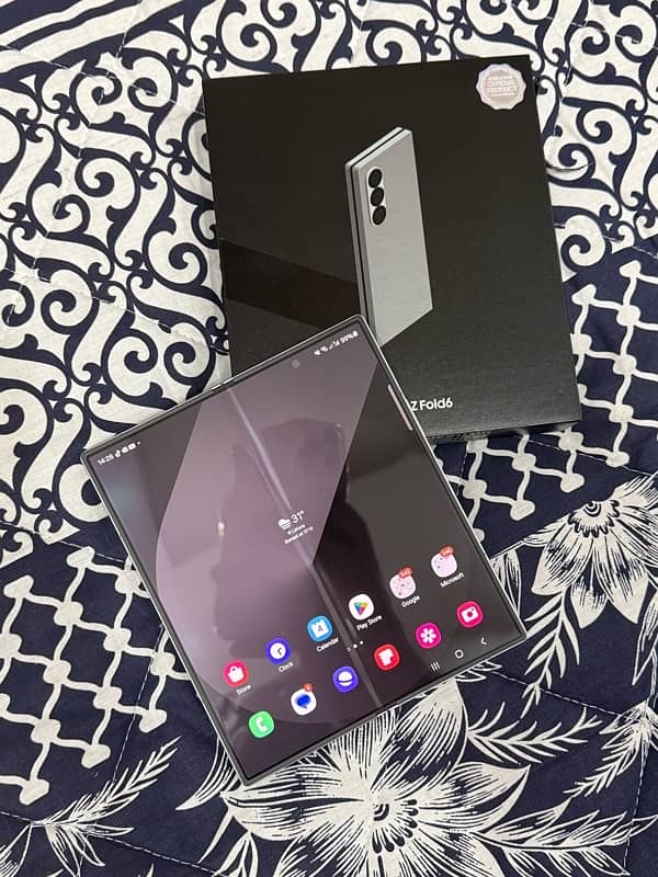 Samsung Fold 6 in official warrenty 0