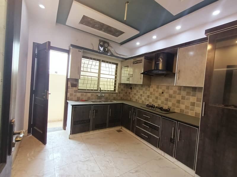 Stunning and affordable Prime Location Upper Portion available for rent in Jubilee Town 2