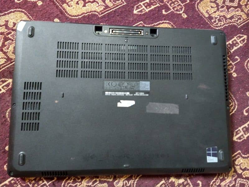 Dell Core i5 6th 2gb graphics 1