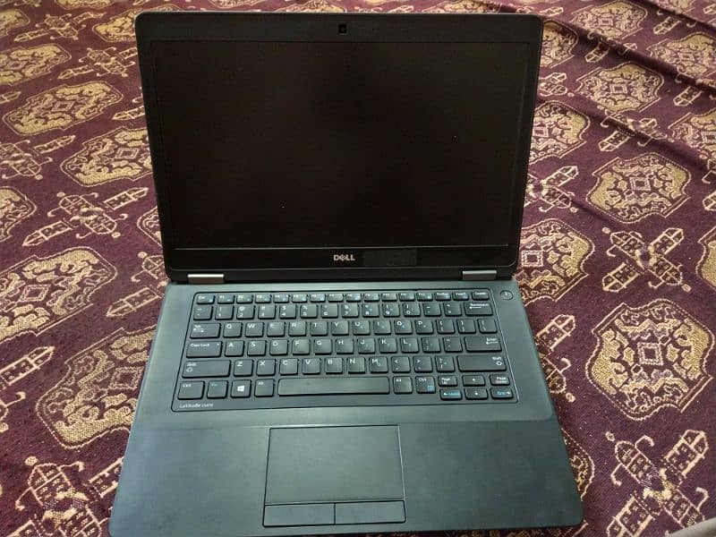 Dell Core i5 6th 2gb graphics 3