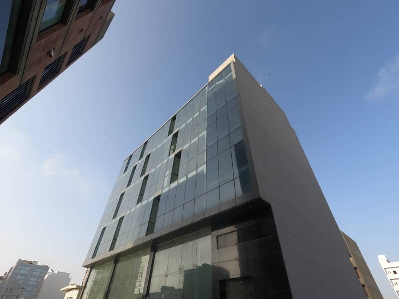 Brand New Building for Sale in Defence Phase 8, Murtaza Commercial Ideal for Large & Multinational Companies 1