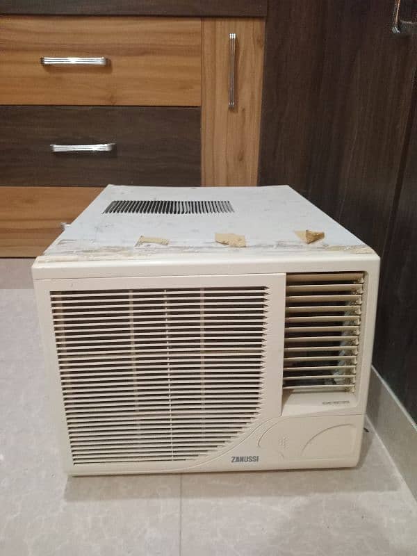 Selling 0.75 ton Window Ac for sale. 2