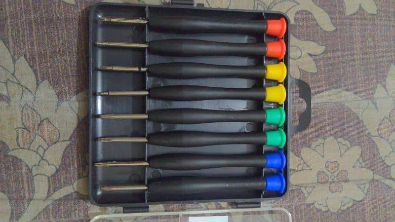 Original SH screw driver set with 7 drivers 1