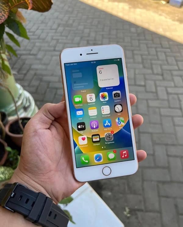 iphone 8 plus 256Gb PTA Approved , Contact nmbr 03329497518 1