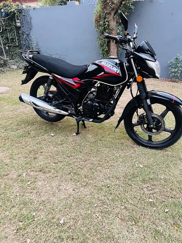 Suzuki GR150 1