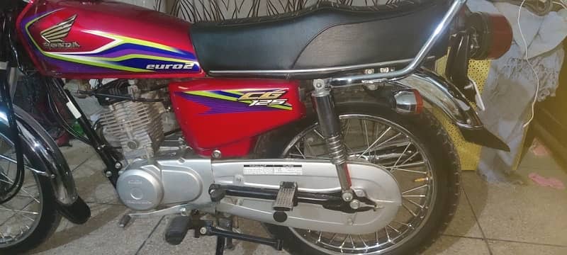 Honda 125 mint condition 10/10 neat and clean best to buy 2