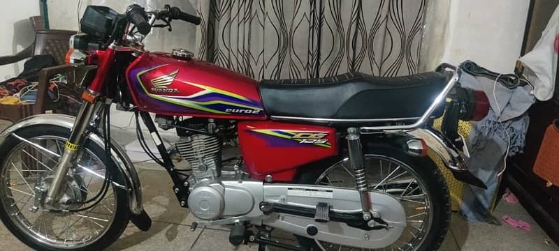 Honda 125 mint condition 10/10 neat and clean best to buy 4