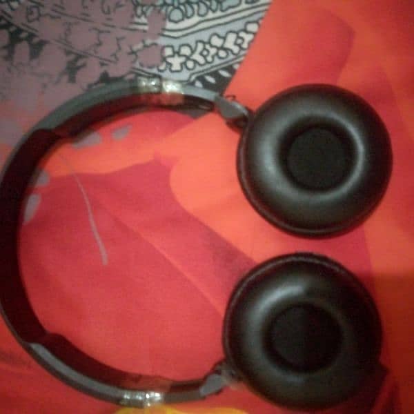 SONY HEADPHONES CH500 1