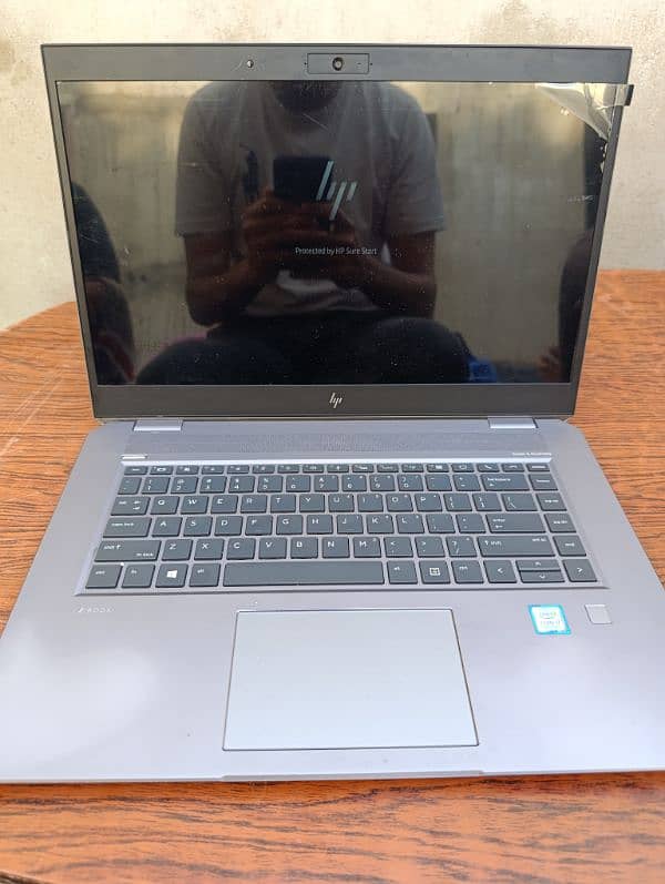 Hp zbook studio g5 i7 9th Gen 24gb Ram, 1Tb storage, 4gb graphic card 2