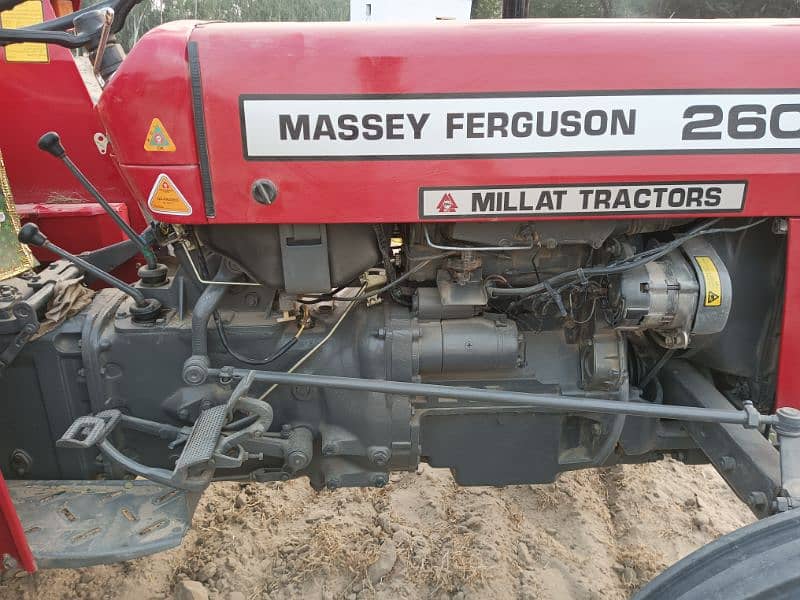 Tractor 260 Massey Ferguson 9