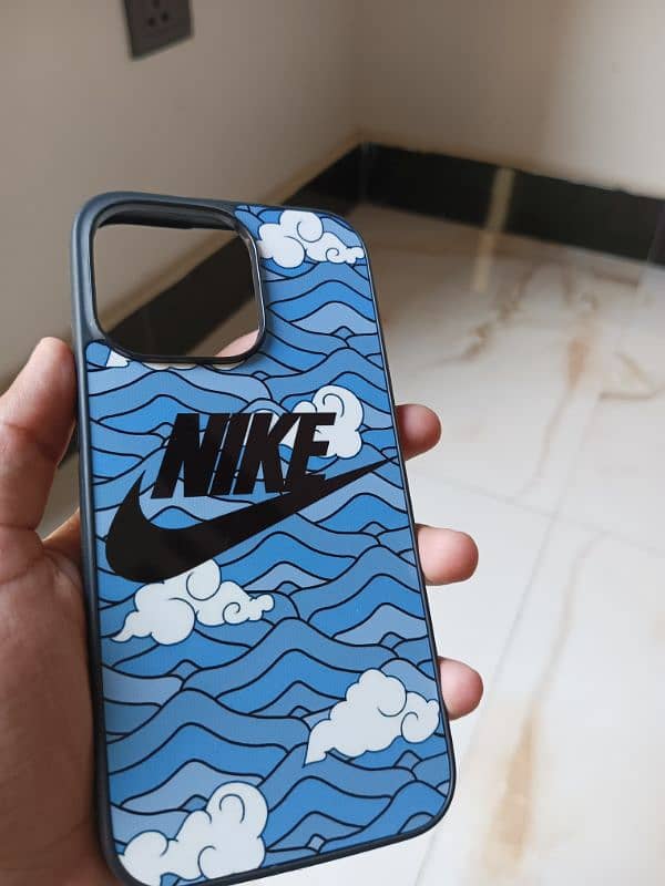 Iphone 13 Pro/14 Pro Nike case 2