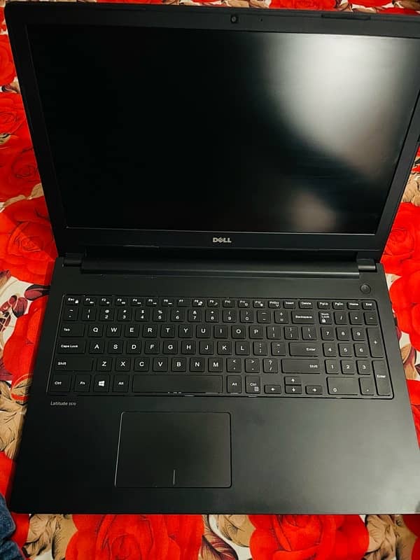 Dell latitude 3370 | i5 6th Gen 8gb 256ssd 3