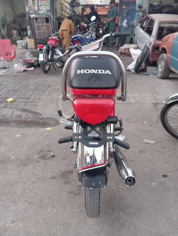 Honda CD70 Model 2021 1