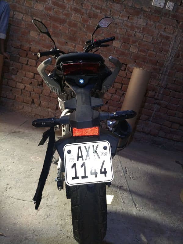 super star 200cc 1