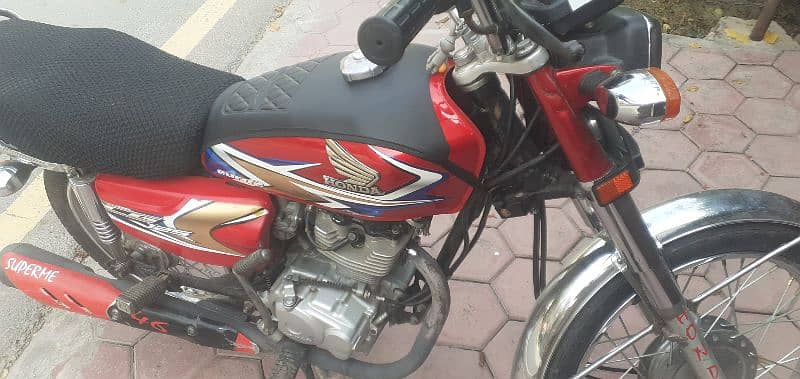 Honda 125 - excellent condition 2