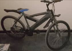 Bicycle with Gears in very good condition