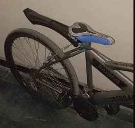 Bicycle with Gears in very good condition 1