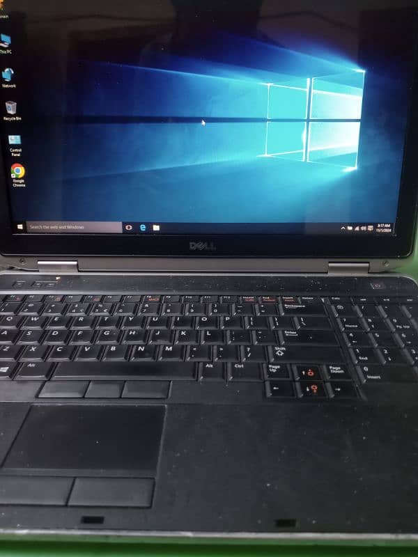 Dell laptop 0