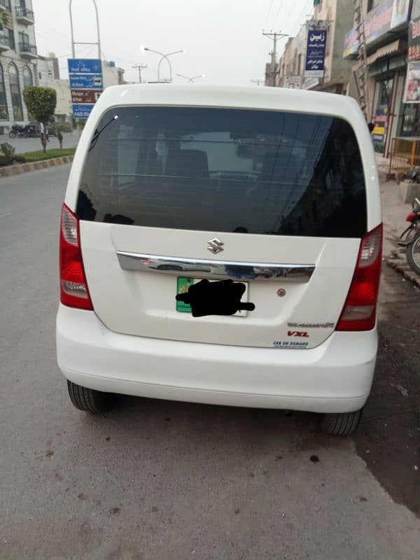 Suzuki Wagon R 2018 11