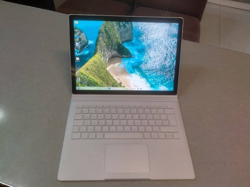 Microsoft surface pro i7 8th Generation 0