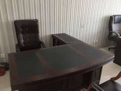 Executive table and chairs set