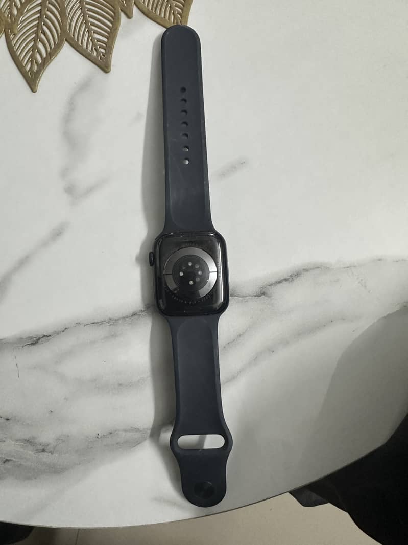 Apple watch series 8 2