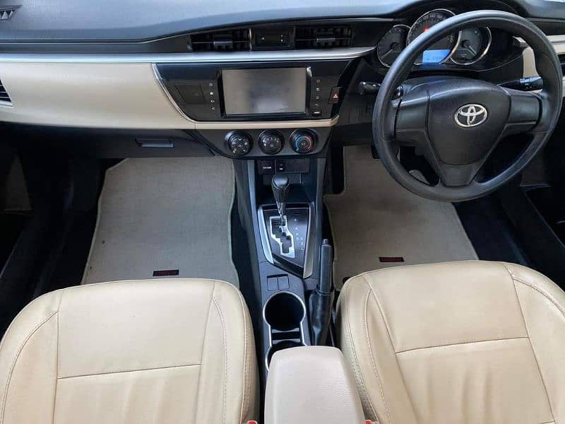 Toyota Corolla Altis 2016 5