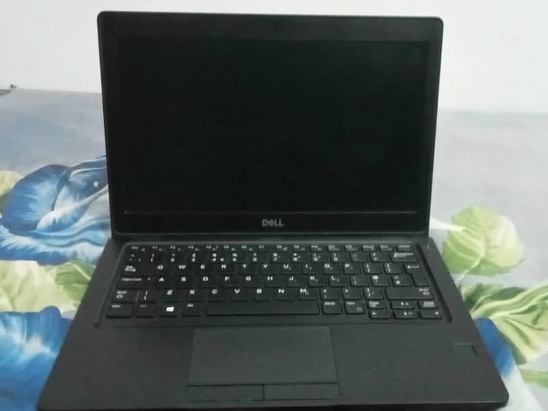 Dell latitude 5290 core i3 7th Gen | 8Gb |128 ssd 4