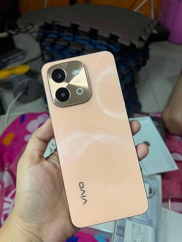 vivo y28 8/128 GB 03220889193 my what'sap 0