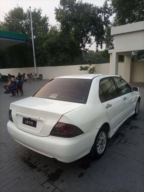 Mitsubishi Lancer 2004 6