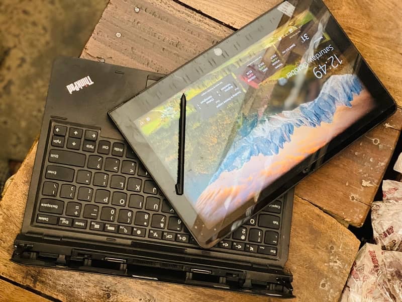 Lenovo detachable touchscreen tab with pen . . core i7- 3rd gen 8gb ram 2