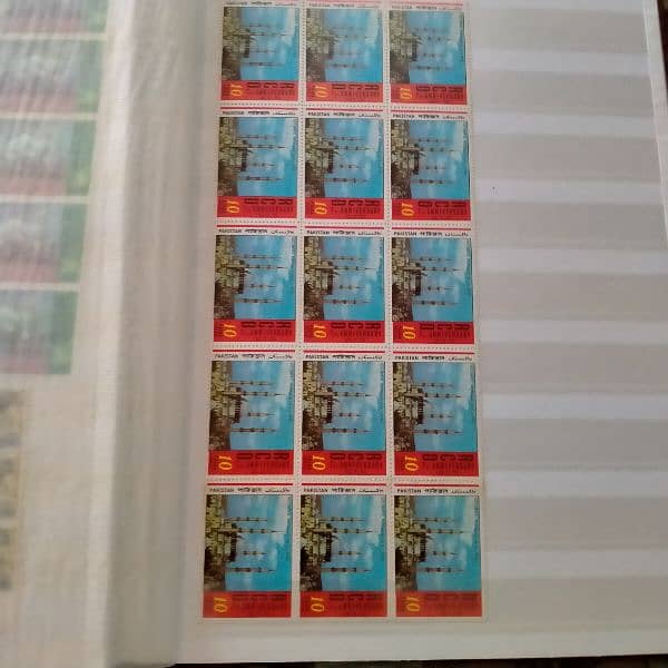 Pakistani mint stamps all lot 5000 stamps 10