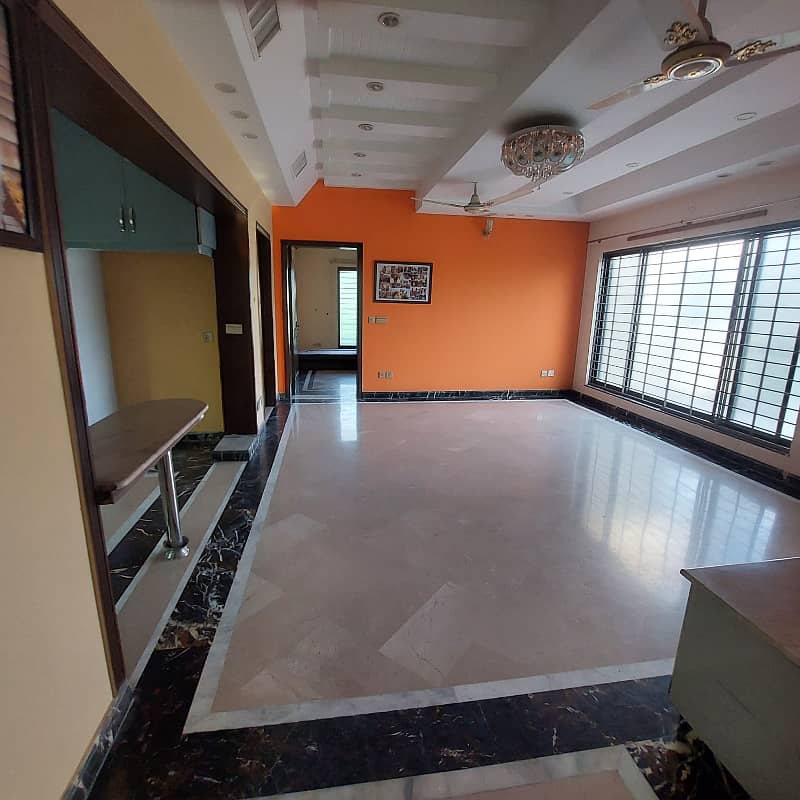 1 Kanal Upper Portion With Drawing For Rent in DHA Phase 3 Block X Near Park 5