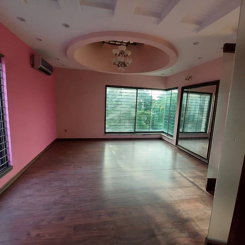 1 Kanal Upper Portion With Drawing For Rent in DHA Phase 3 Block X Near Park 9