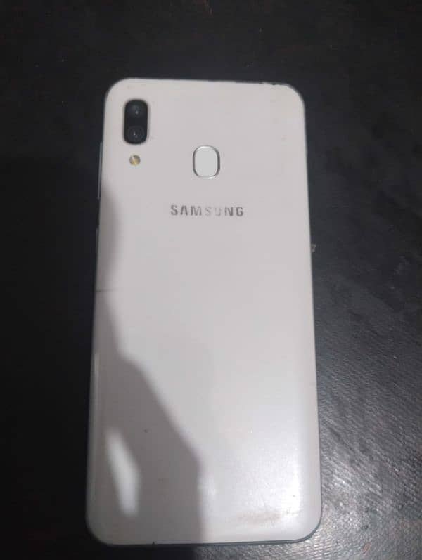 Samsung A30 64 gb pta approved 2