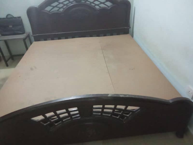 Tali wooden bed 1