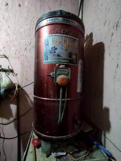 Good condition geyser