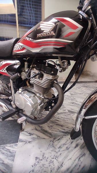 Honda CG 125/2024 Model lush condition 3