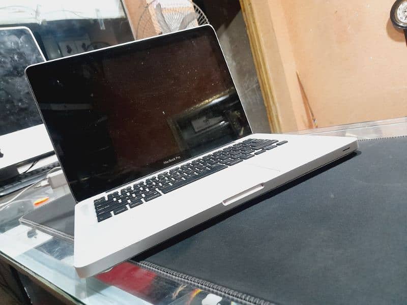 Macbook pro mid 2012 2