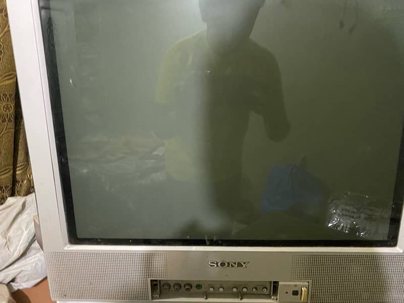 old sony television 0