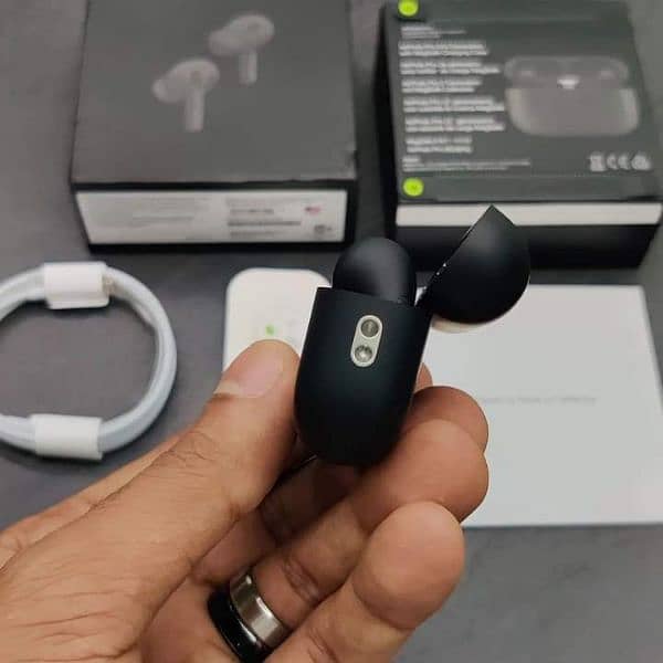 Airpods Pro 2 Black 1