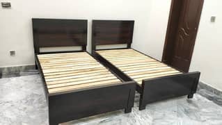 single bed / poshish bed / side tables / solid wooden bed set / bed