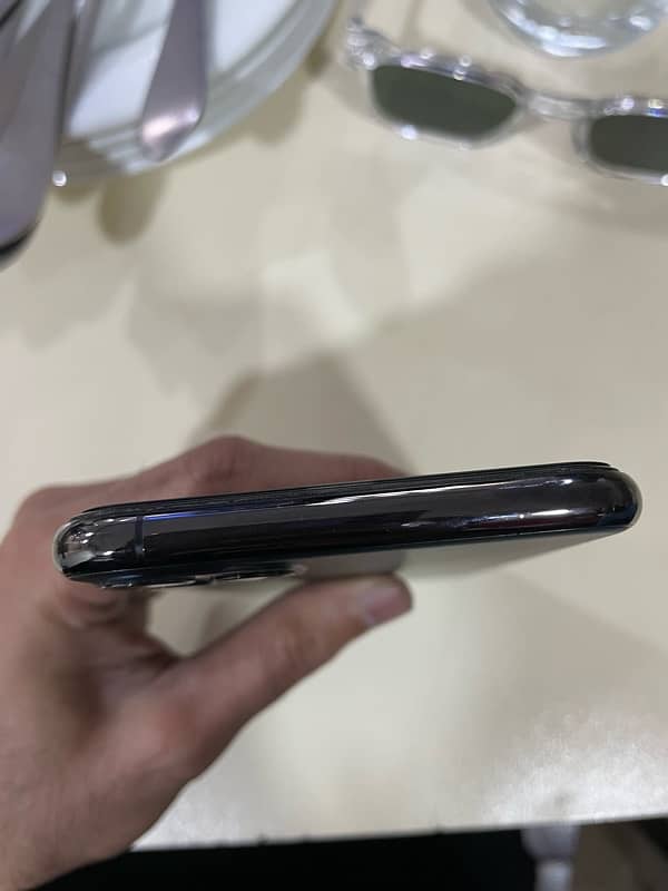 Apple Iphone 11 Pro Max (Non-Pta JV) 5