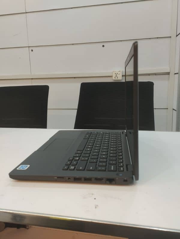 Laptop Dell latitude 5400 1