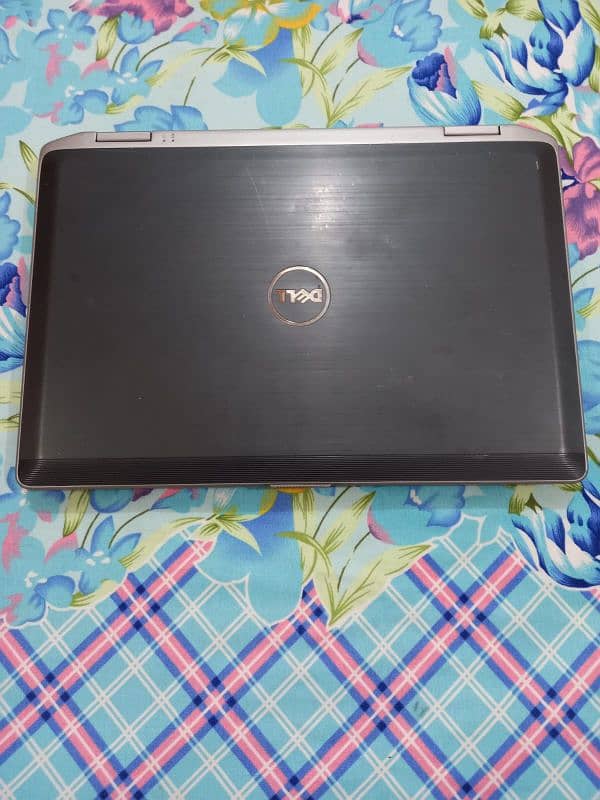 Dell laptop Core i5 2nd generation 1