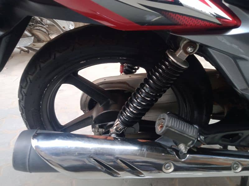 Honda cb125f model 2020 (03160658588) 3