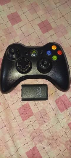 Xbox 360 wireless controller with battery