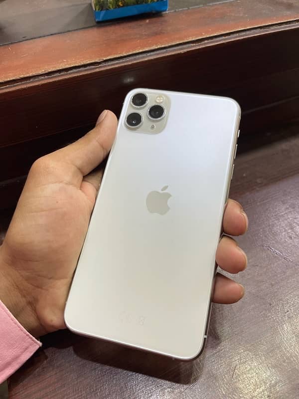 iPhone 11 Pro max dual pta 256gb LLA model waterpack 1